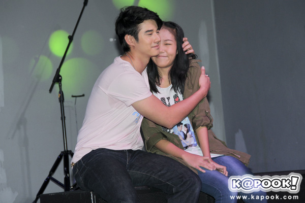 สองหัวใจนี้เพื่อเธอ สองหัวใจนี้เพื่อเธอ