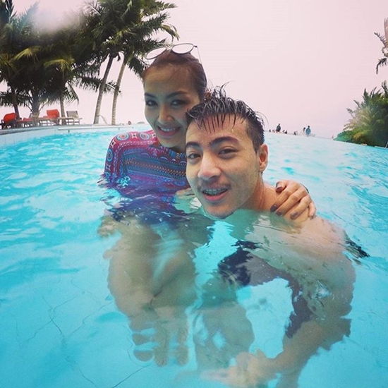 นก-แซม คู่รักข้ามเพศ นก-แซม คู่รักข้ามเพศ