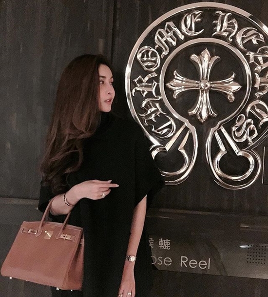 หลิงหลิง ปิยะดา ถูกแฉรูปสมัยก่อน หลิงหลิง ปิยะดา ถูกแฉรูปสมัยก่อน