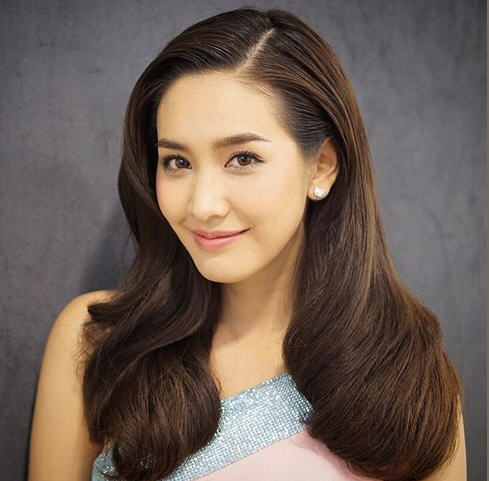 มิน พีชญา มิน พีชญา