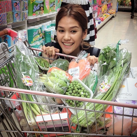 แนท อนิพรณ์ เฉลิมบูรณะวงศ์ แนท อนิพรณ์ เฉลิมบูรณะวงศ์