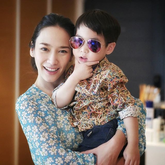 อั้ม พัชราภา แอมป์ อั้ม พัชราภา แอมป์