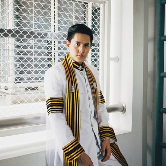 ดารารับปริญญา ดารารับปริญญา