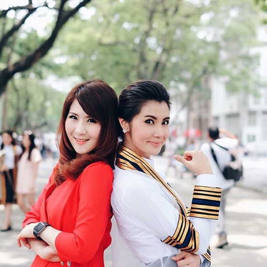 ดารารับปริญญา ดารารับปริญญา