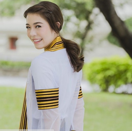 ดารารับปริญญา ดารารับปริญญา