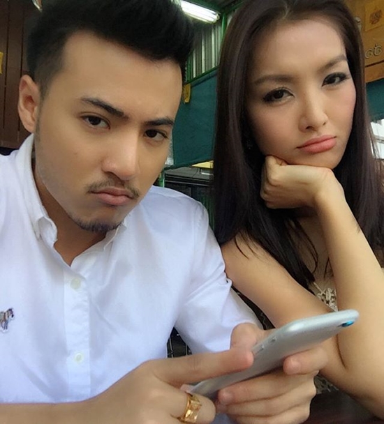 นก-แซม คู่รักข้ามเพศ นก-แซม คู่รักข้ามเพศ