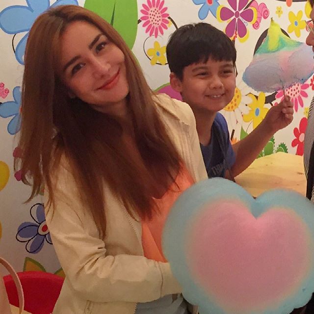 นิโคล เทริโอ นิโคล เทริโอ