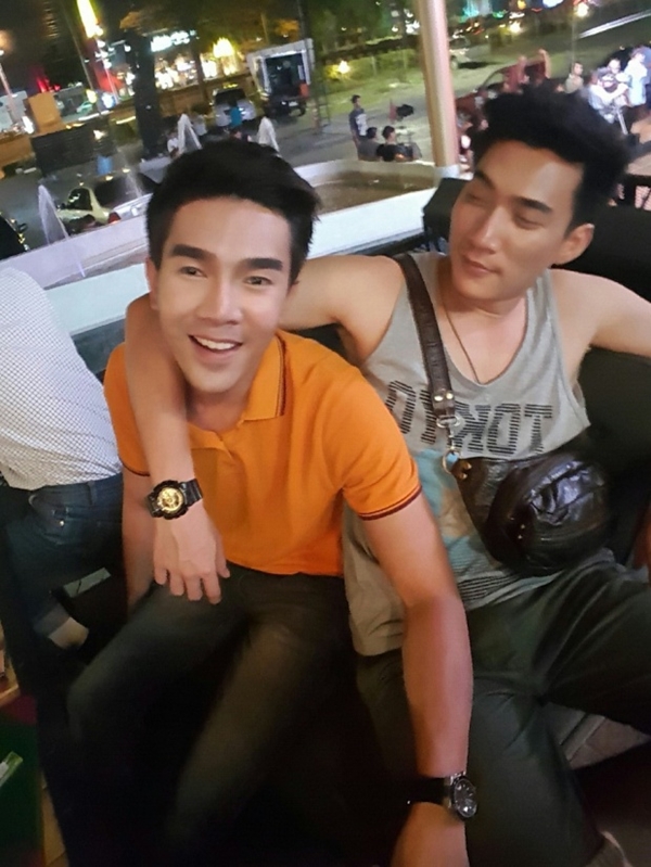 ต๊ะ บีมิกซ์ ต๊ะ บีมิกซ์