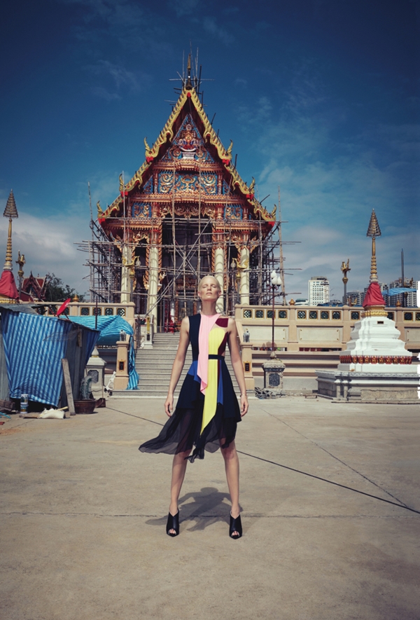 เมื่อห้างหรูแห่งนิวยอร์ก มาถ่ายแบบในกรุงเทพฯ...แฟชั่นสุดชิคจึงบังเกิด เมื่อห้างหรูแห่งนิวยอร์ก มาถ่ายแบบในกรุงเทพฯ...แฟชั่นสุดชิคจึงบังเกิด