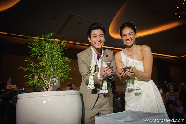 งานแต่งนุ่น ท็อป งานแต่งนุ่น ท็อป