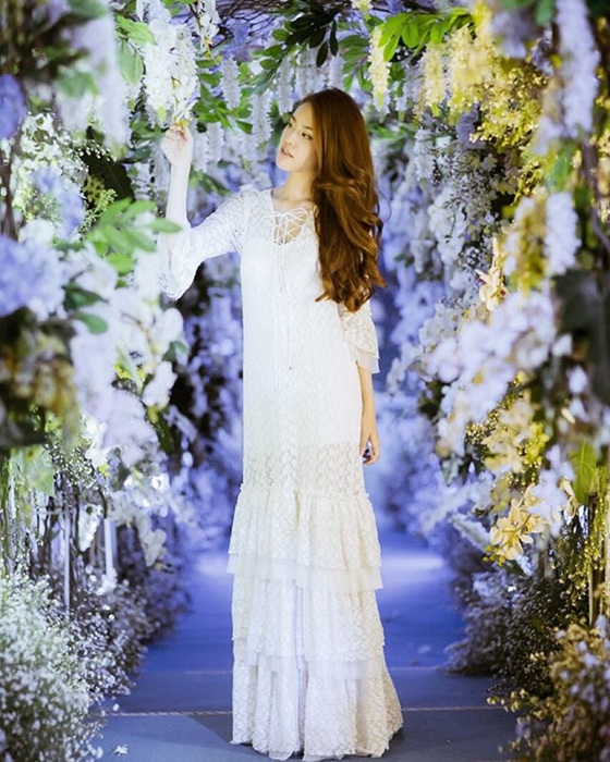 เกรซ กาญจน์กล้า เกรซ กาญจน์กล้า