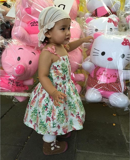 น้องจาติม ลูกสาวเกรซ มหาดำรงค์กุล น้องจาติม ลูกสาวเกรซ มหาดำรงค์กุล