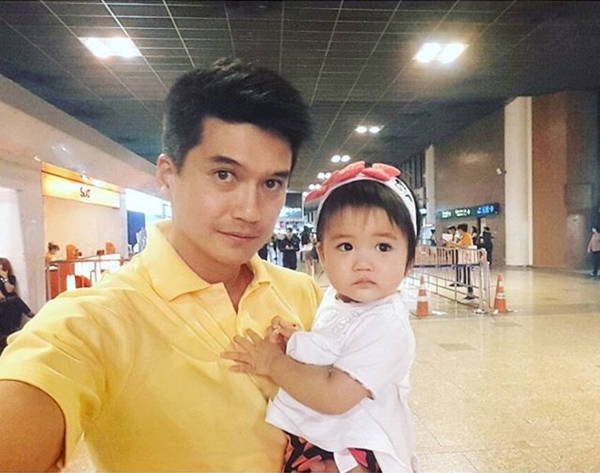 น้องจาติม ลูกสาวเกรซ มหาดำรงค์กุล น้องจาติม ลูกสาวเกรซ มหาดำรงค์กุล