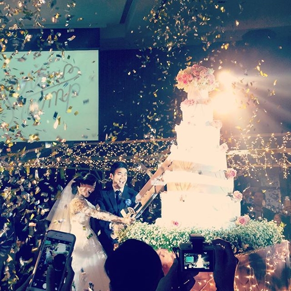งานแต่งแสตมป์ นิว งานแต่งแสตมป์ นิว