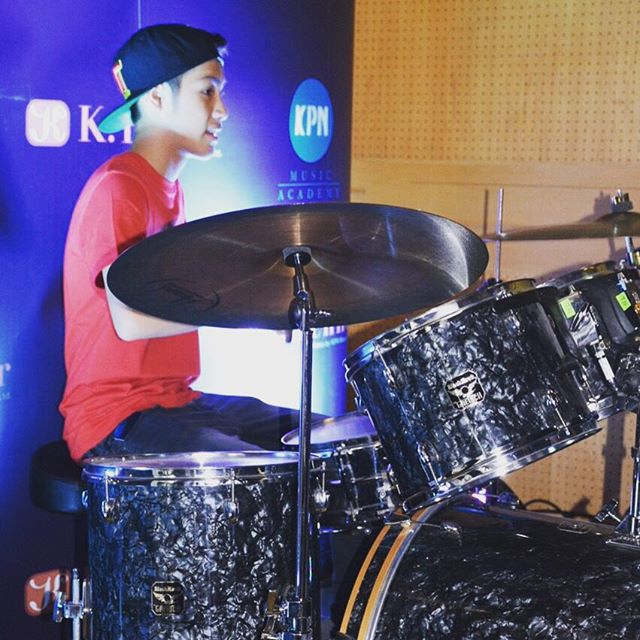 เจ้านาย จินเจษฎ์ เจ้านาย จินเจษฎ์