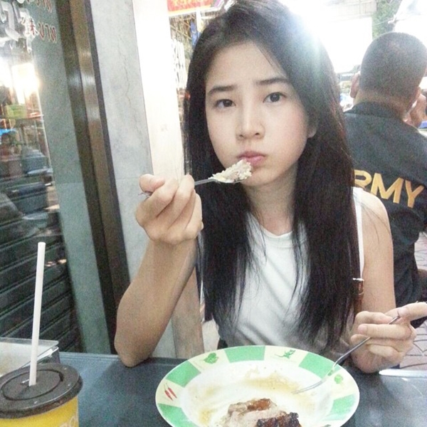 ฝน ศนันธฉัตร ฝน ศนันธฉัตร