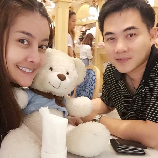 เอิร์น เดอะสตาร์ เปิดตัวสามี เอิร์น เดอะสตาร์ เปิดตัวสามี