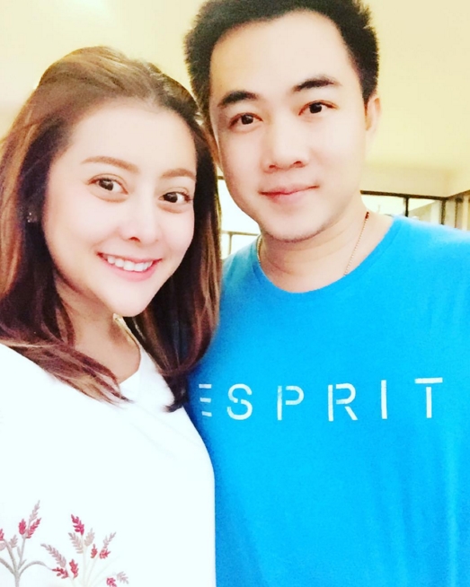 เอิร์น เดอะสตาร์ เปิดตัวสามี เอิร์น เดอะสตาร์ เปิดตัวสามี