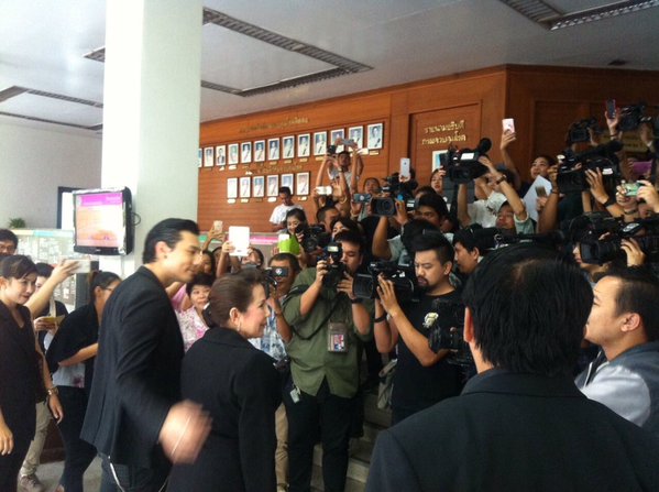 โดม ปกรณ์ ลัม โดม ปกรณ์ ลัม