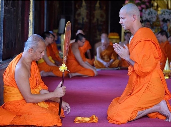 แอนดรูว์ ศุภมร บวช แอนดรูว์ ศุภมร บวช