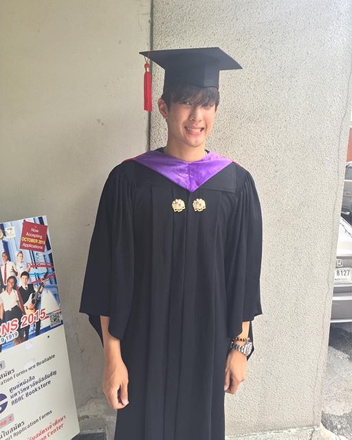 เจมส์ มาร์ เจมส์ มาร์