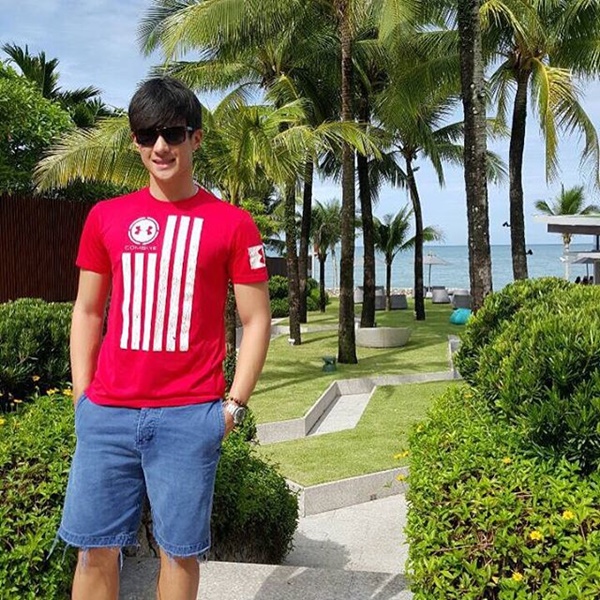 เจมส์ มาร์ เจมส์ มาร์