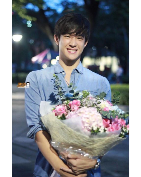 เจมส์ มาร์ เจมส์ มาร์