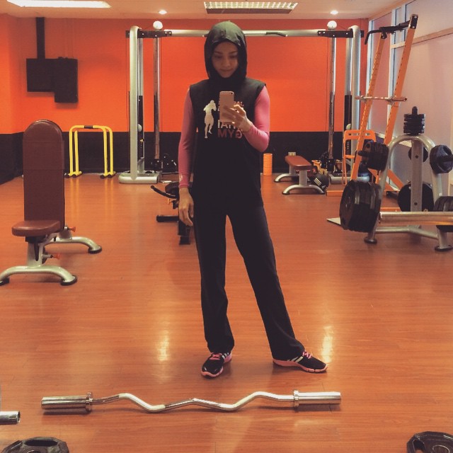 15 ดาราสาวออก กำลังกาย 15 ดาราสาวออก กำลังกาย