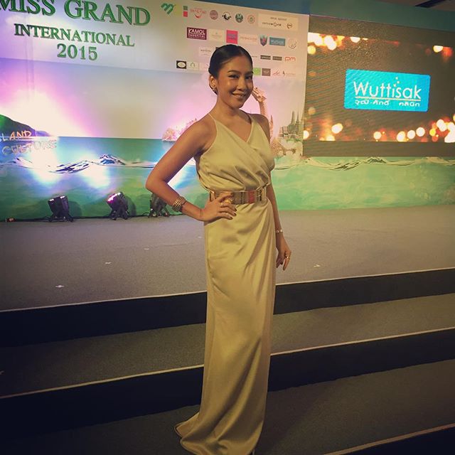 15 ดาราสาวออก กำลังกาย 15 ดาราสาวออก กำลังกาย