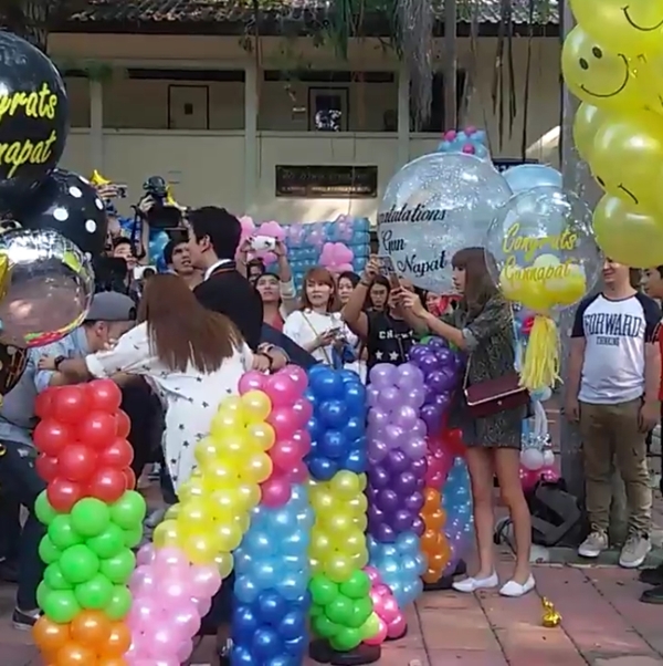 งานรับปริญญา กัน นภัทร งานรับปริญญา กัน นภัทร