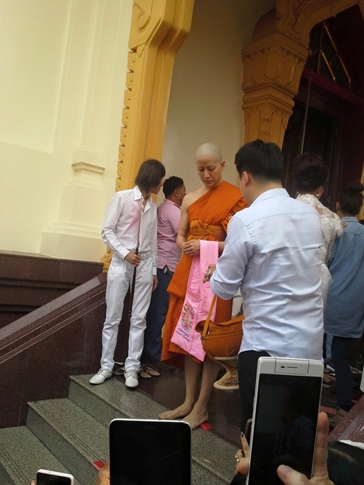 ไมค์ พิรัชต์ บวช ไมค์ พิรัชต์ บวช