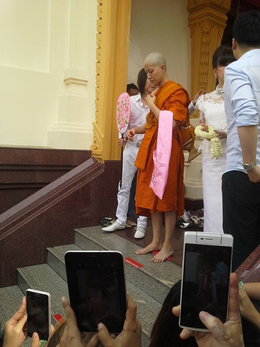 ไมค์ พิรัชต์ บวช ไมค์ พิรัชต์ บวช