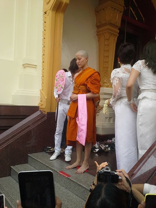 ไมค์ พิรัชต์ บวช ไมค์ พิรัชต์ บวช