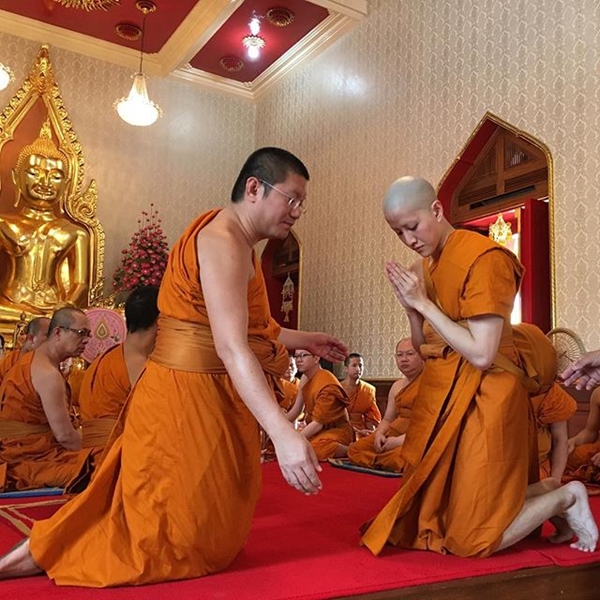 ไมค์ พิรัชต์ บวช ไมค์ พิรัชต์ บวช