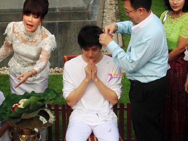 ไมค์ พิรัชต์ บวช ไมค์ พิรัชต์ บวช