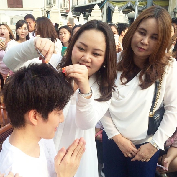 ไมค์ พิรัชต์ บวช ไมค์ พิรัชต์ บวช