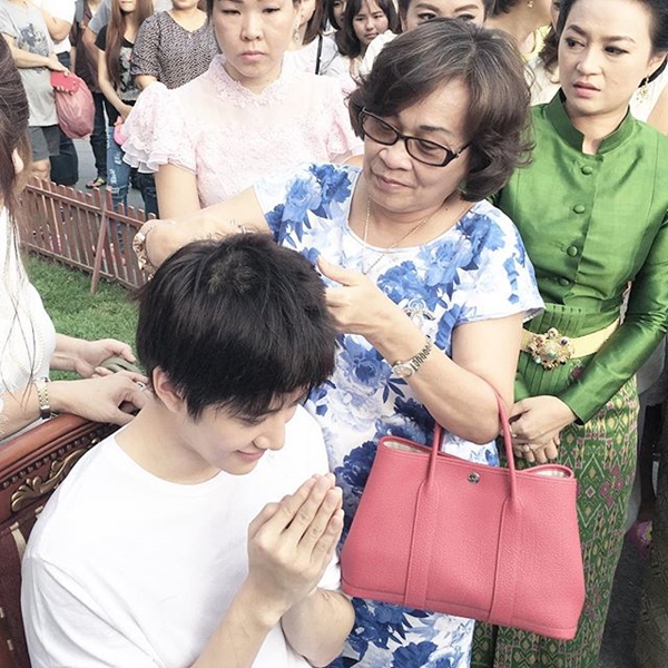 ไมค์ พิรัชต์ บวช ไมค์ พิรัชต์ บวช