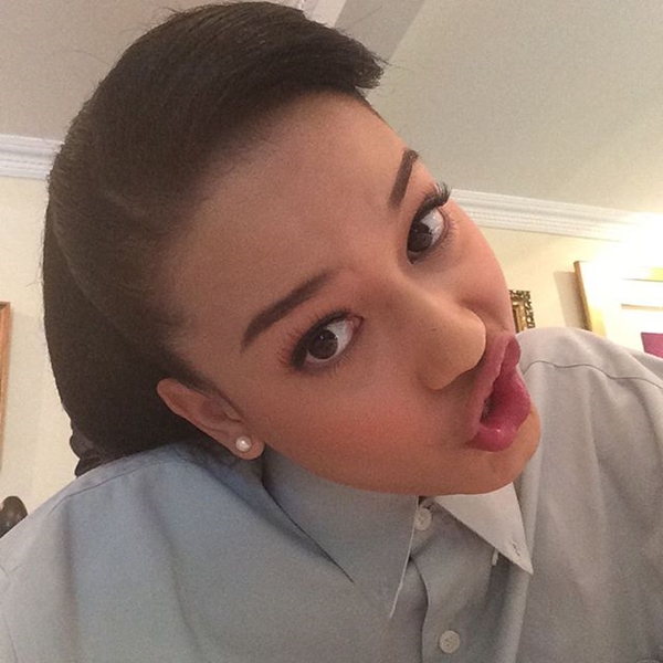 ญีน่า ซาลาส ญีน่า ซาลาส