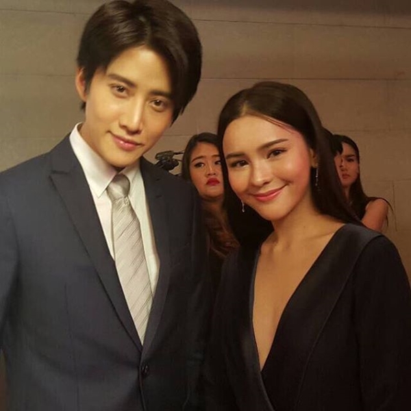 ออม สุชาร์ ไมค์ พิรัช ออม สุชาร์ ไมค์ พิรัช