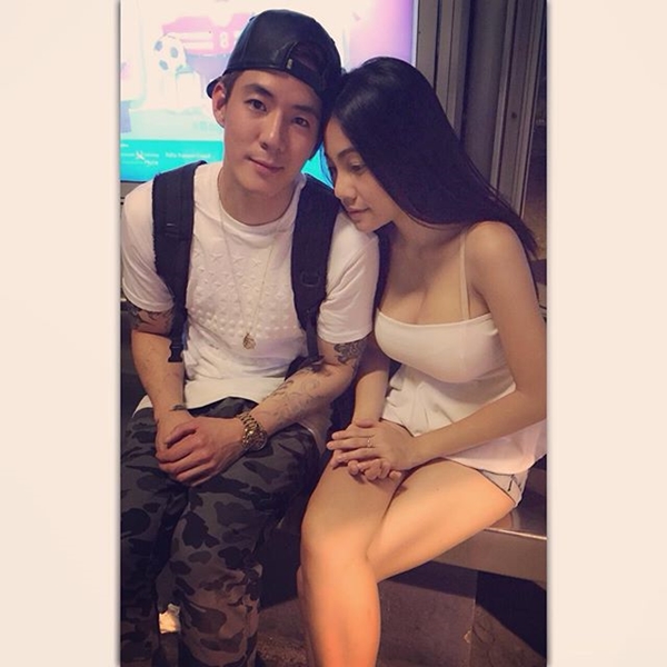 เอมมี่ อมลวรรณ ฮาเวิร์ด หวัง เอมมี่ อมลวรรณ ฮาเวิร์ด หวัง