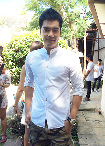 เคลลี่ ธนะพัฒน์ เคลลี่ ธนะพัฒน์