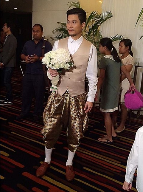 นุ่น ท็อป ควงคู่แต่งงานแบบ ECO ชื่นมื่น-รักษ์โลก หลังปลูกต้นรักกว่า 8 ปี นุ่น ท็อป ควงคู่แต่งงานแบบ ECO ชื่นมื่น-รักษ์โลก หลังปลูกต้นรักกว่า 8 ปี