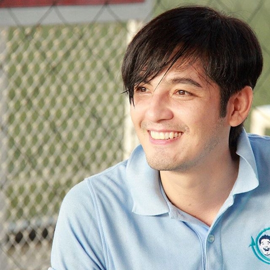 พระเอกตัวจริง ! หนุ่ม ศรราม เข้าช่วยตำรวจถูกรถชนกลางถนน พระเอกตัวจริง ! หนุ่ม ศรราม เข้าช่วยตำรวจถูกรถชนกลางถนน