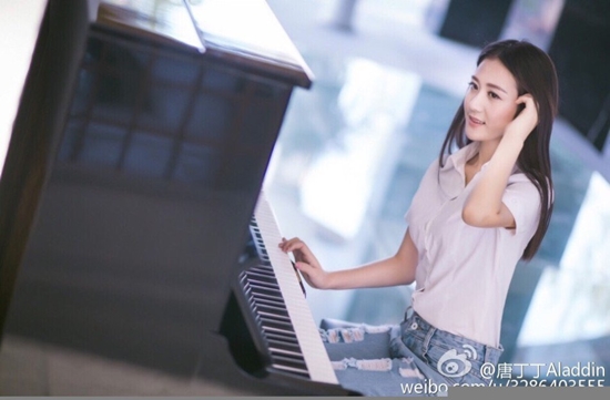 อุแม่เจ้า ครูประถมสาวจีนสุดแจ่มว้าว น่ารักจนเคลิ้มเลย อุแม่เจ้า ครูประถมสาวจีนสุดแจ่มว้าว น่ารักจนเคลิ้มเลย