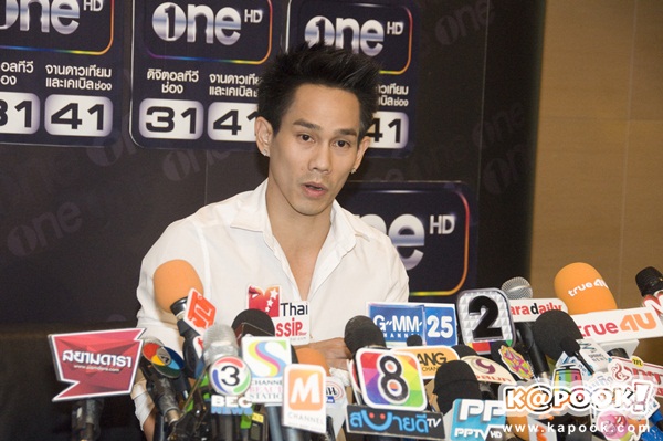 อาร์ เดอะสตาร์ แถลงข่าวขับรถชนสิบล้อ รับนอนน้อย ยันไม่ได้เมา อาร์ เดอะสตาร์ แถลงข่าวขับรถชนสิบล้อ รับนอนน้อย ยันไม่ได้เมา