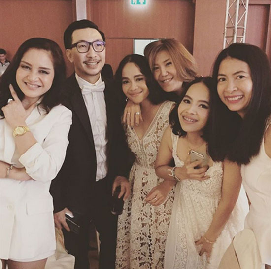 งานแต่งโน๊ต จูเนียร์ ลูกชายโน้ต เชิญยิ้ม ตลก-ดารา มาเพียบ งานแต่งโน๊ต จูเนียร์ ลูกชายโน้ต เชิญยิ้ม ตลก-ดารา มาเพียบ
