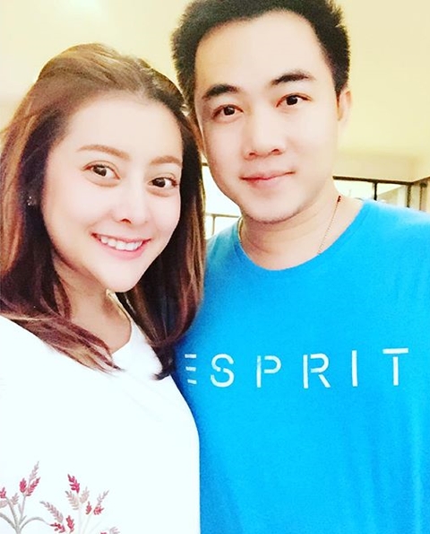 ข่าวดี ! เอิร์น เดอะสตาร์ เตรียมเป็นคุณแม่ ตอนนี้ท้อง 7 เดือนแล้ว ข่าวดี ! เอิร์น เดอะสตาร์ เตรียมเป็นคุณแม่ ตอนนี้ท้อง 7 เดือนแล้ว