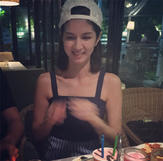 โบว์ แวนดา หวานใจ ปอ ทฤษฎี คุณแม่คนสวยของ น้องมะลิ โบว์ แวนดา หวานใจ ปอ ทฤษฎี คุณแม่คนสวยของ น้องมะลิ