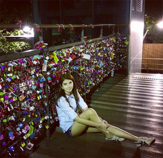 โบว์ แวนดา หวานใจ ปอ ทฤษฎี คุณแม่คนสวยของ น้องมะลิ โบว์ แวนดา หวานใจ ปอ ทฤษฎี คุณแม่คนสวยของ น้องมะลิ