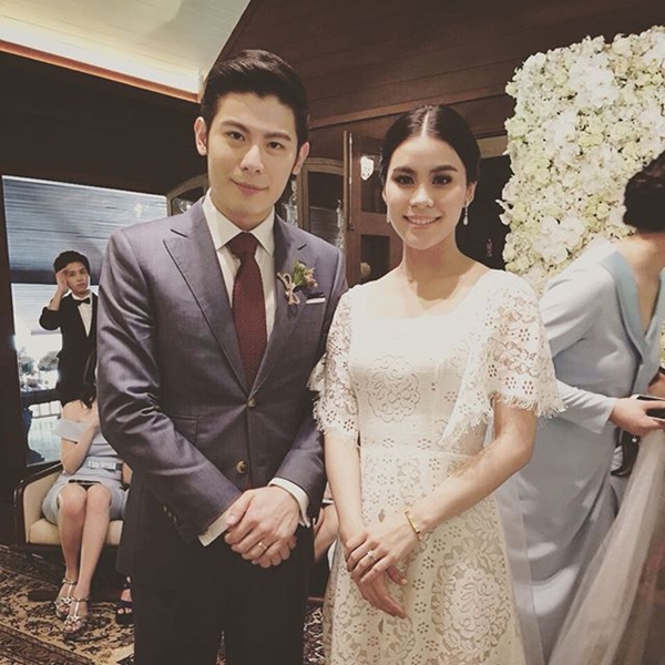 มัดหมี่ พิมพ์ดาว จูงมือแฟนหนุ่มวิวาห์แสนชื่นมื่น มัดหมี่ พิมพ์ดาว จูงมือแฟนหนุ่มวิวาห์แสนชื่นมื่น